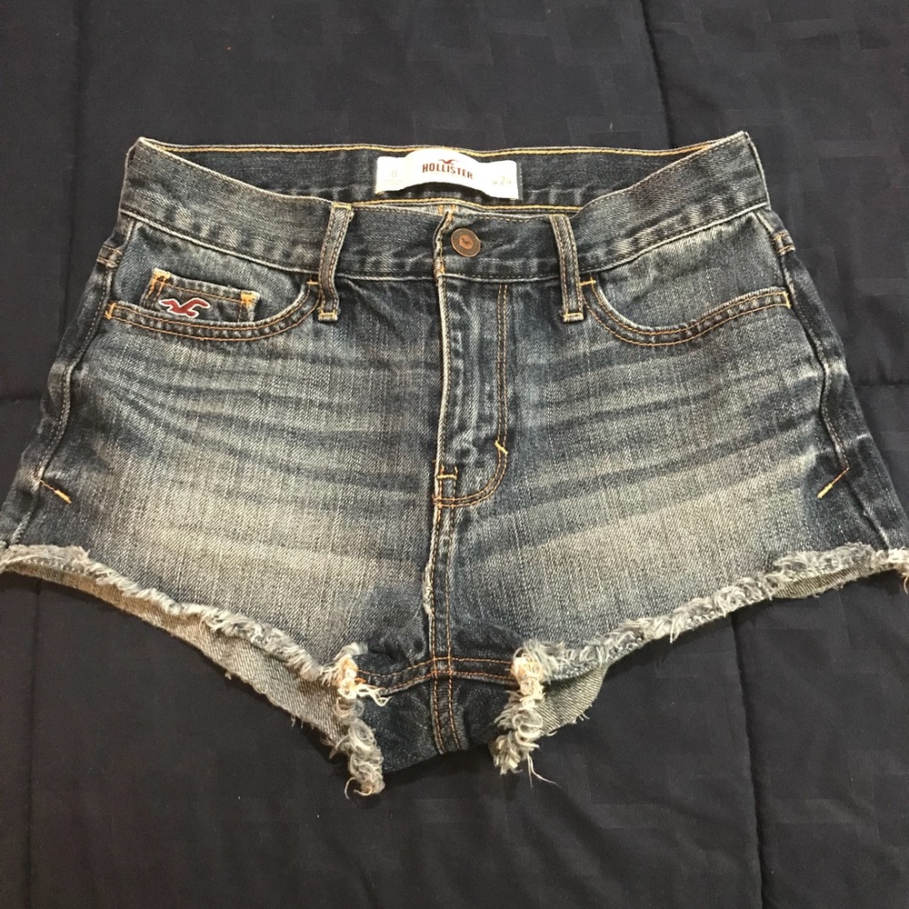 💕Hollister | High-waisted Jean Shorts
